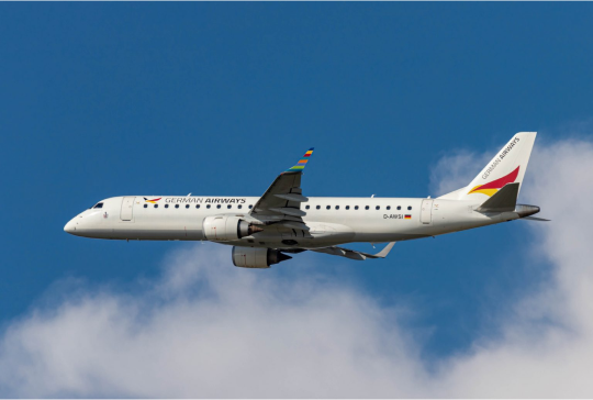Embraer 190 jet